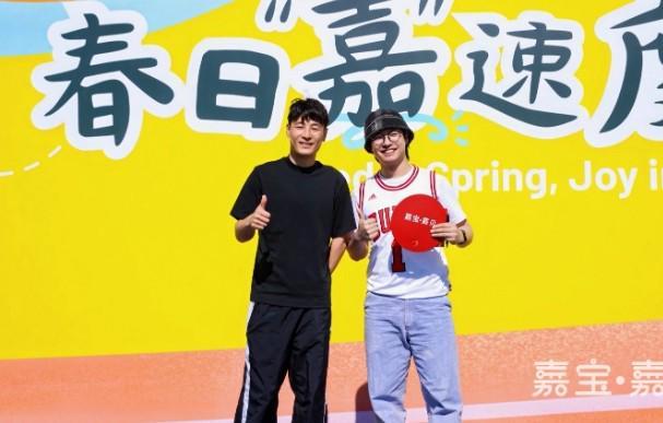 开云体育平台在哪里注册-武磊以“三娃爸爸”身份分享经验:家长要多陪伴孩子一起运动
